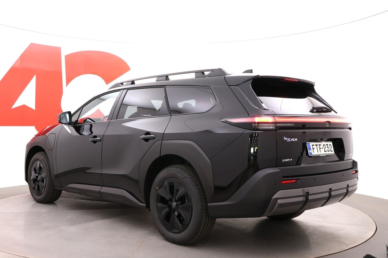 Toyota bZ4X Touring vaihtoauto