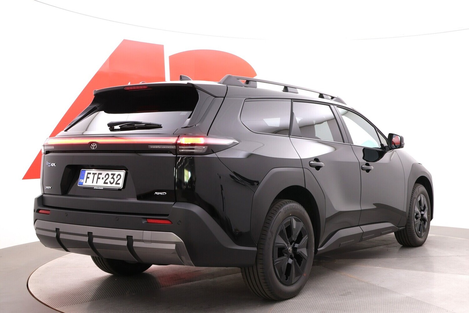 Toyota bZ4X Touring vaihtoauto