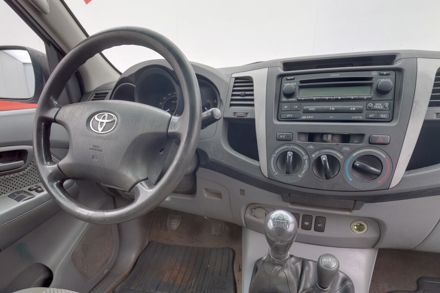 Toyota Hilux vaihtoauto