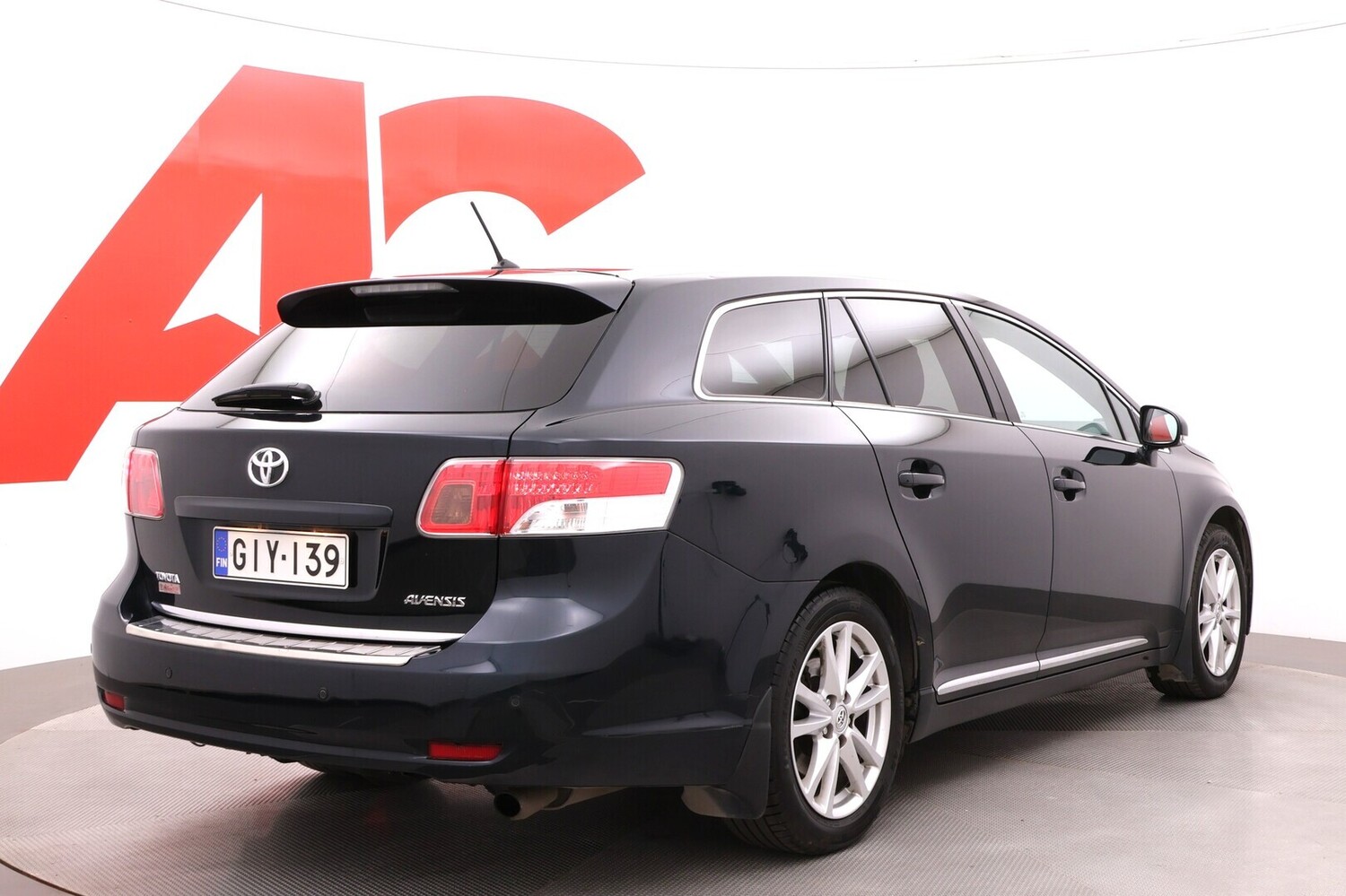 Toyota Avensis vaihtoauto