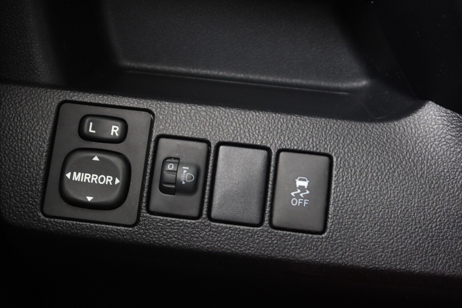 Toyota Verso-S vaihtoauto
