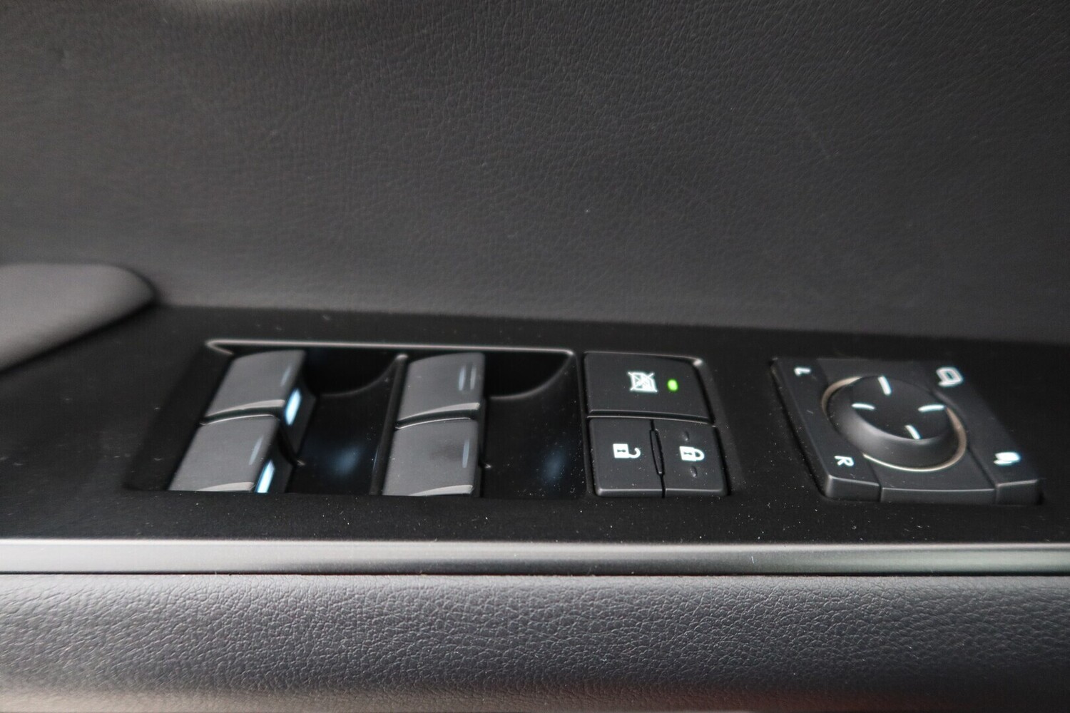 Lexus UX vaihtoauto