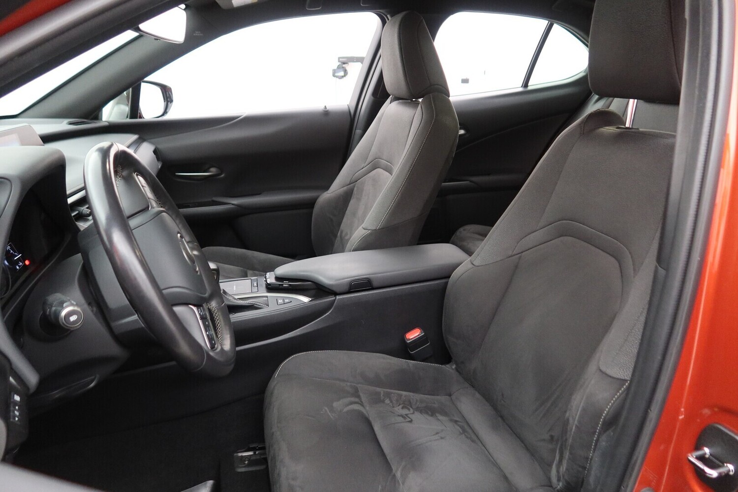 Lexus UX vaihtoauto