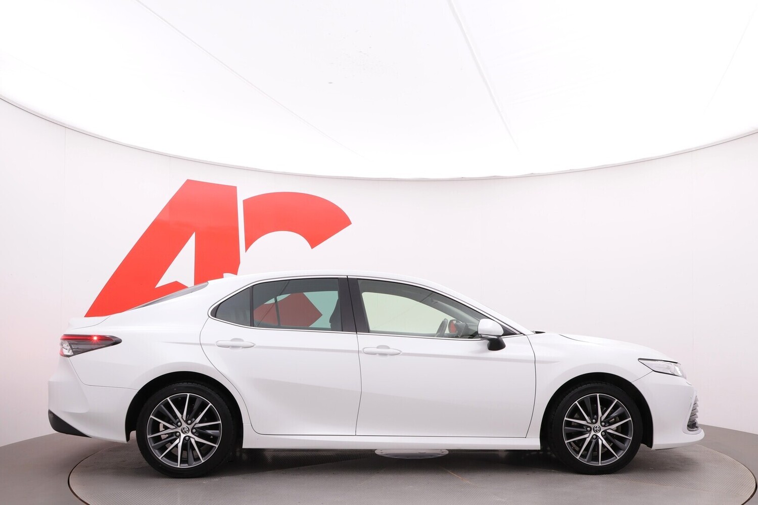 Toyota Camry vaihtoauto