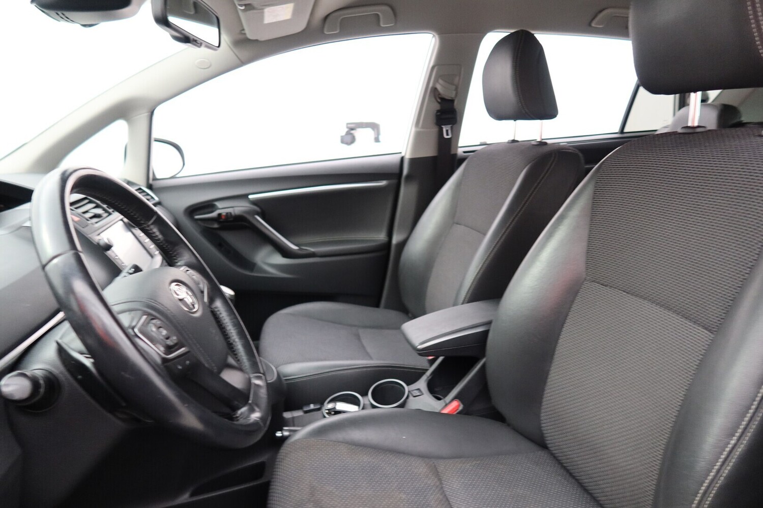 Toyota Verso vaihtoauto