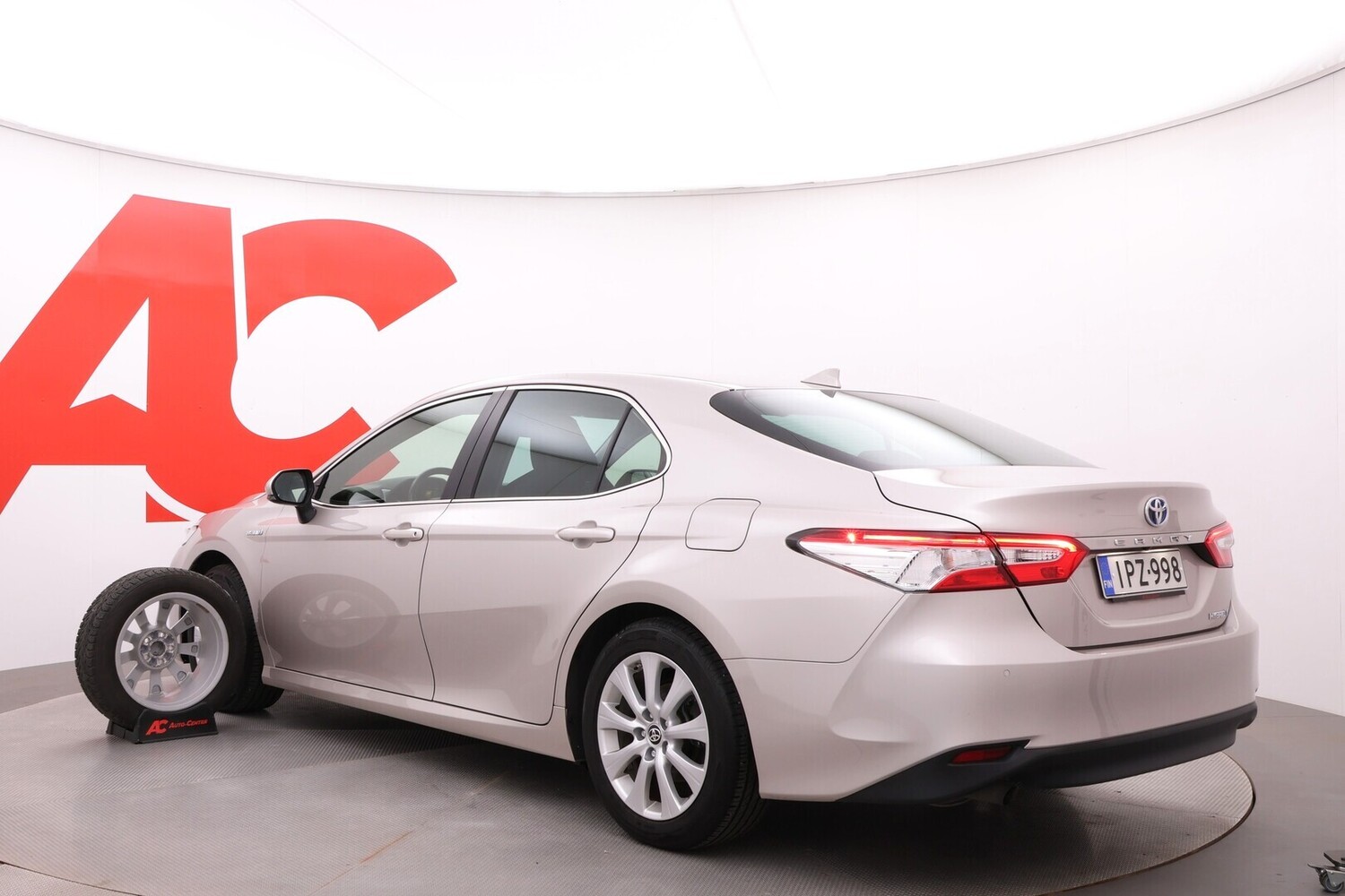 Toyota Camry vaihtoauto