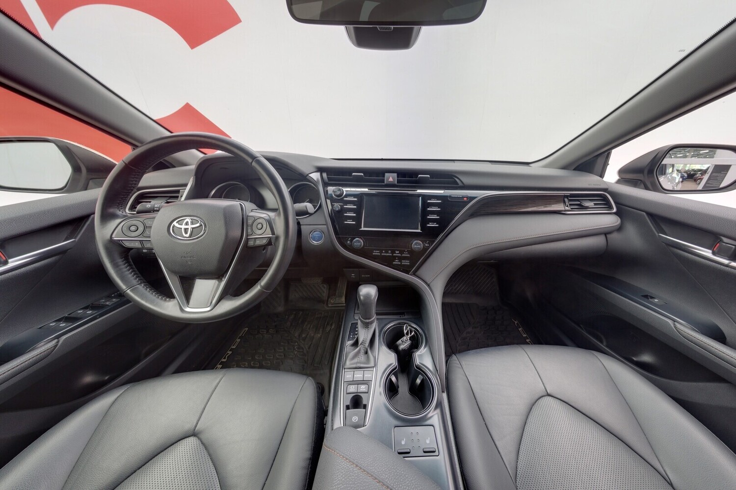 Toyota Camry vaihtoauto