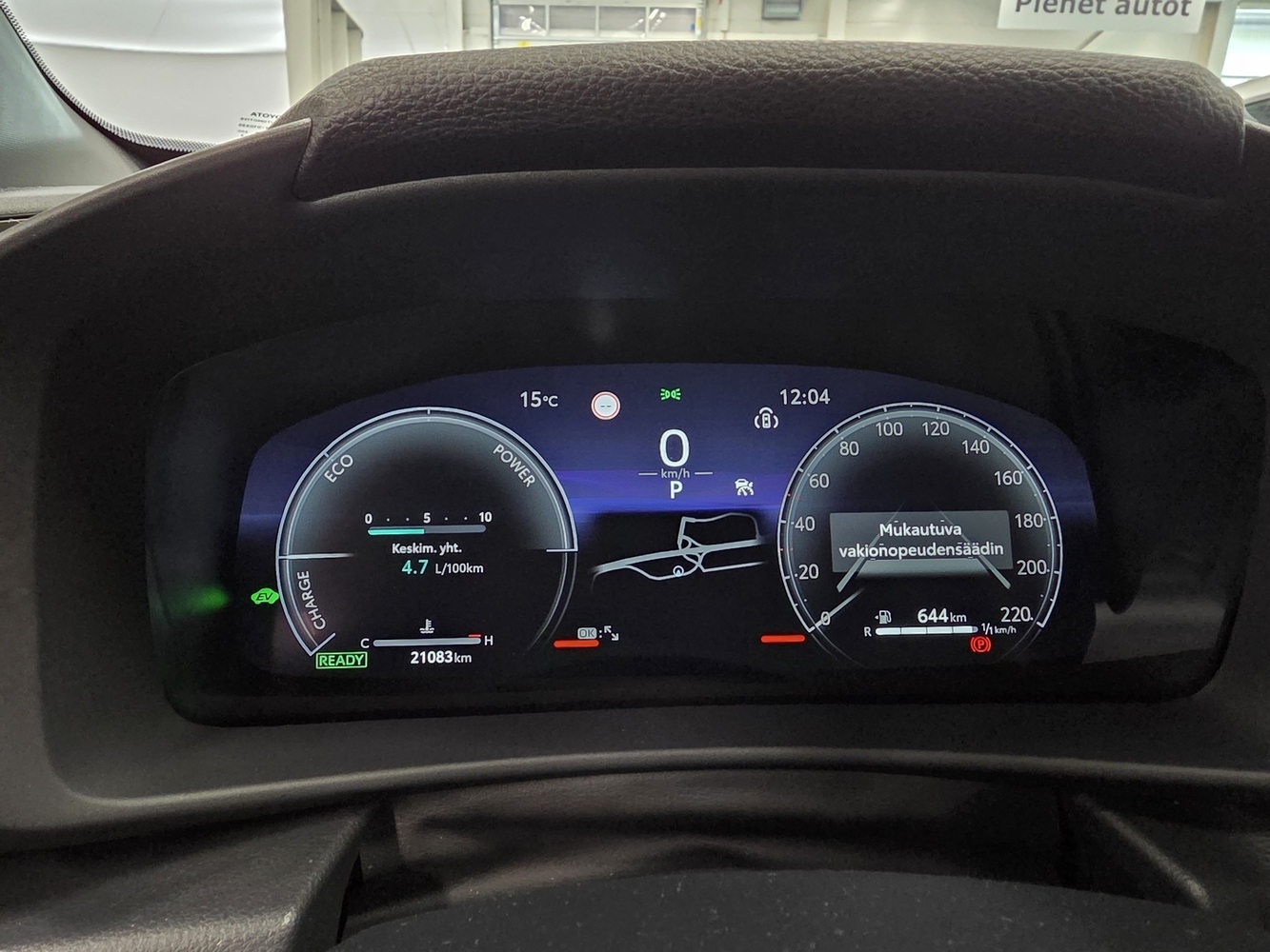 Toyota C-HR vaihtoauto