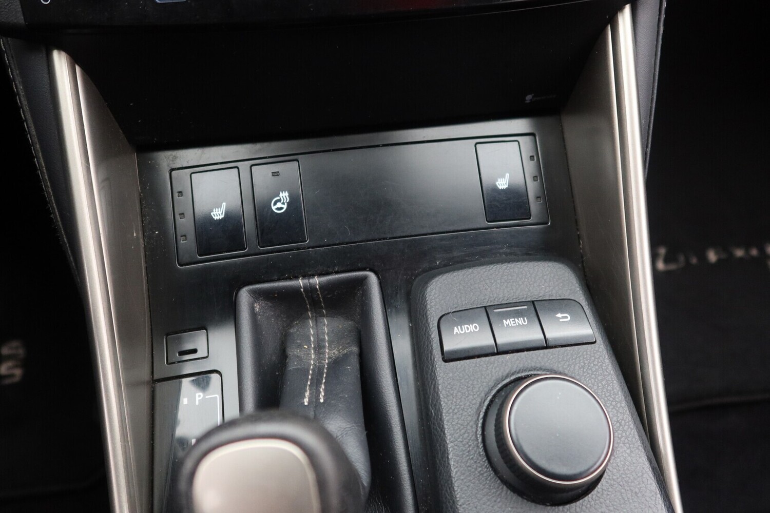 Lexus IS vaihtoauto