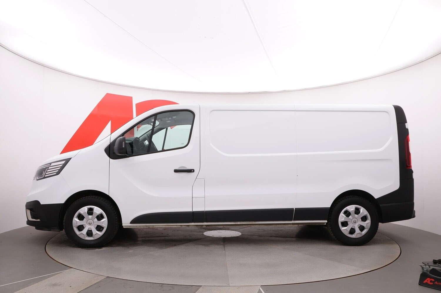 Renault Trafic vaihtoauto