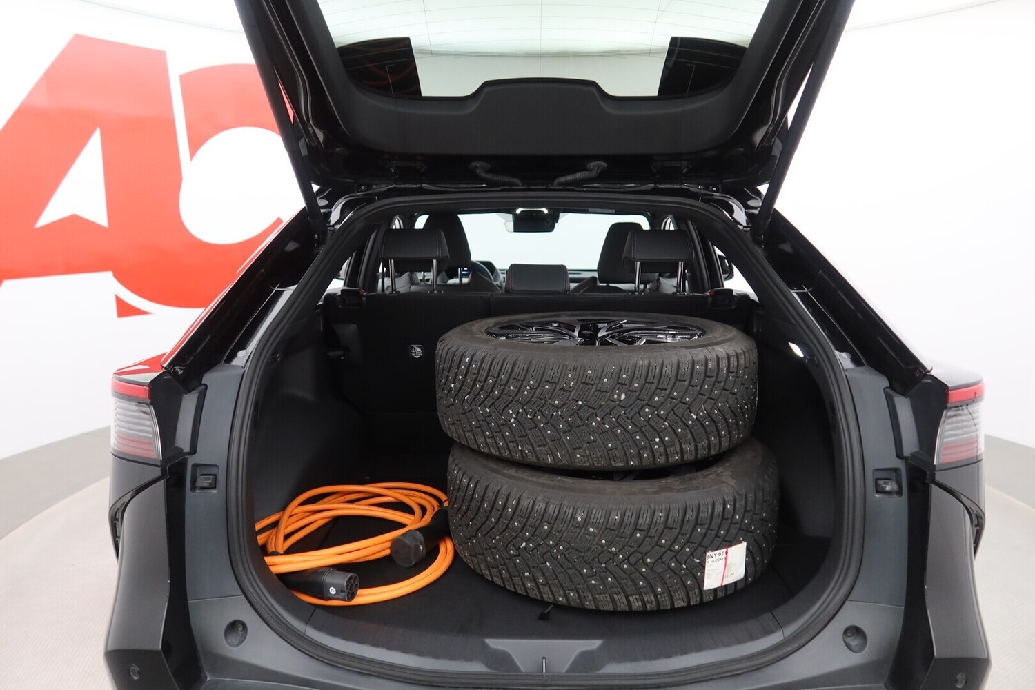 Toyota bZ4X vaihtoauto