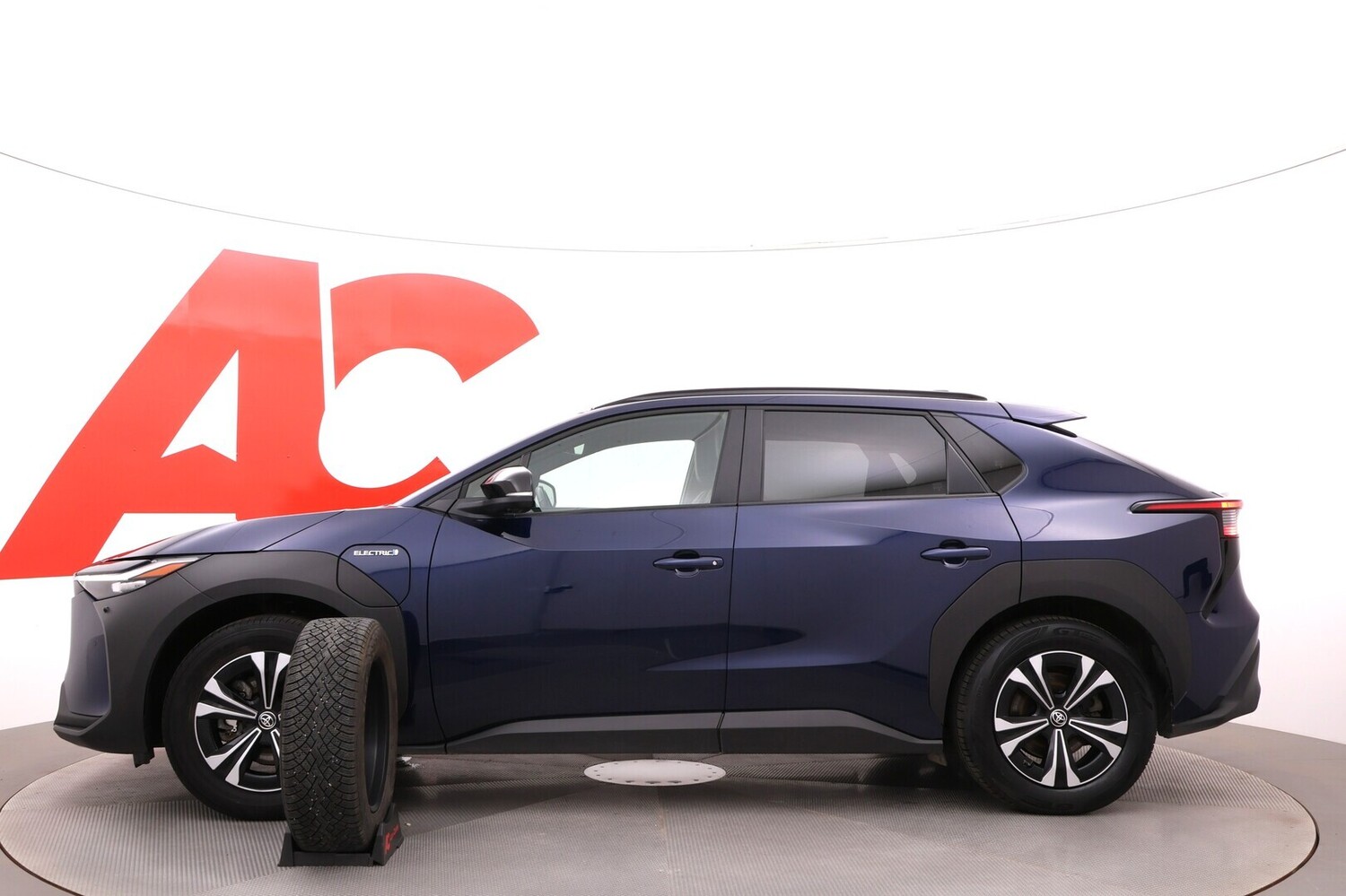 Toyota bZ4X vaihtoauto