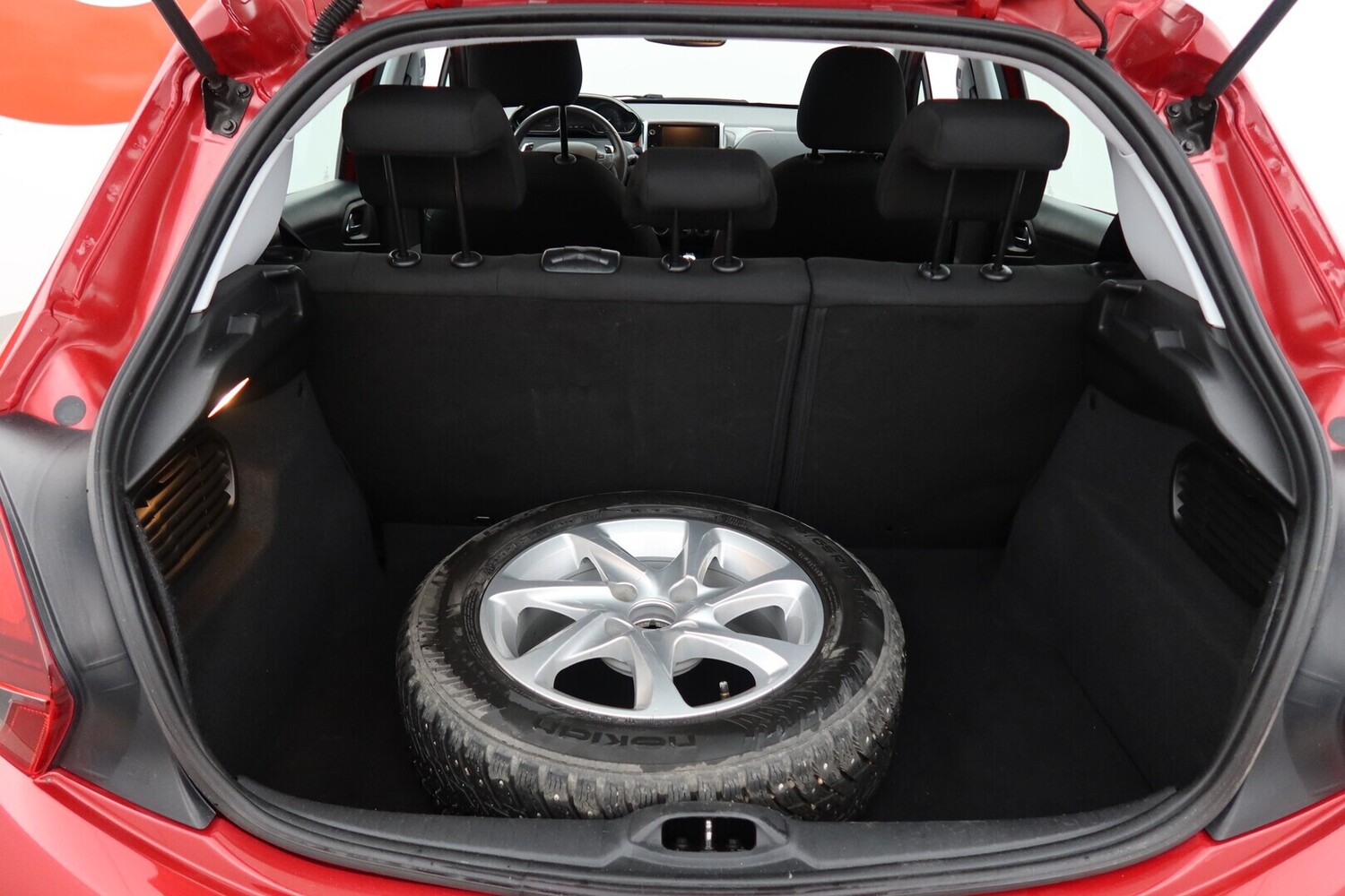 Peugeot 208 vaihtoauto