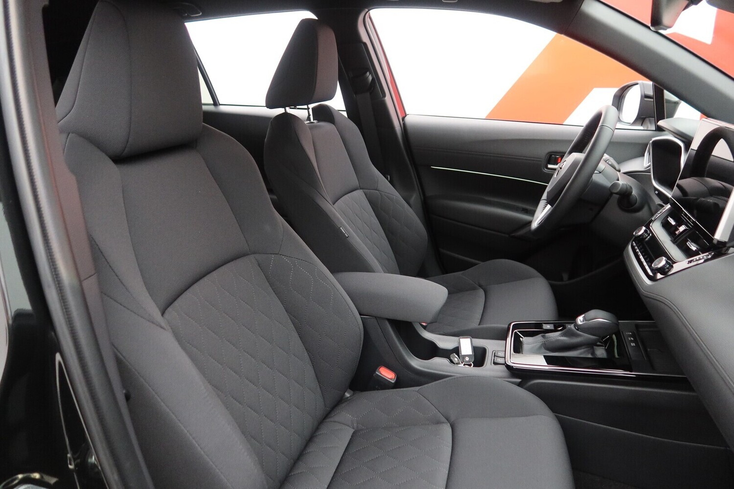Toyota Corolla Cross vaihtoauto