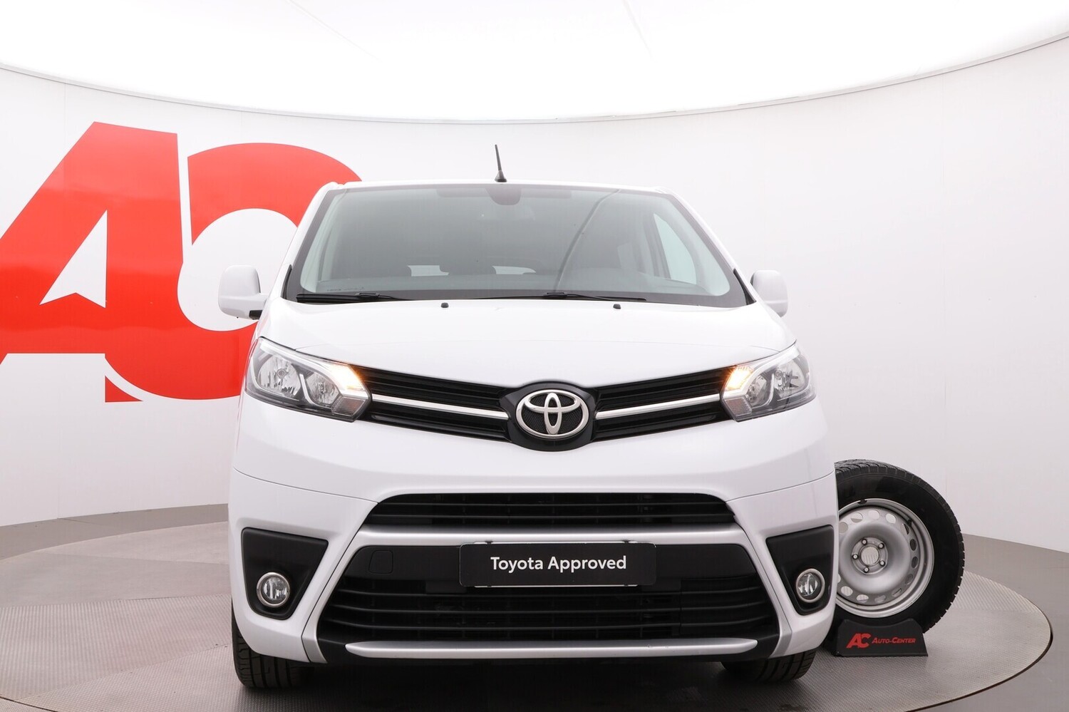 Toyota Proace Verso vaihtoauto