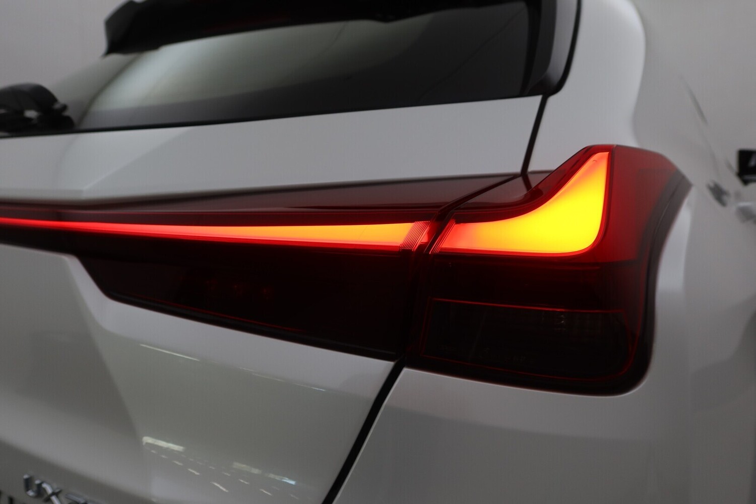 Lexus UX vaihtoauto