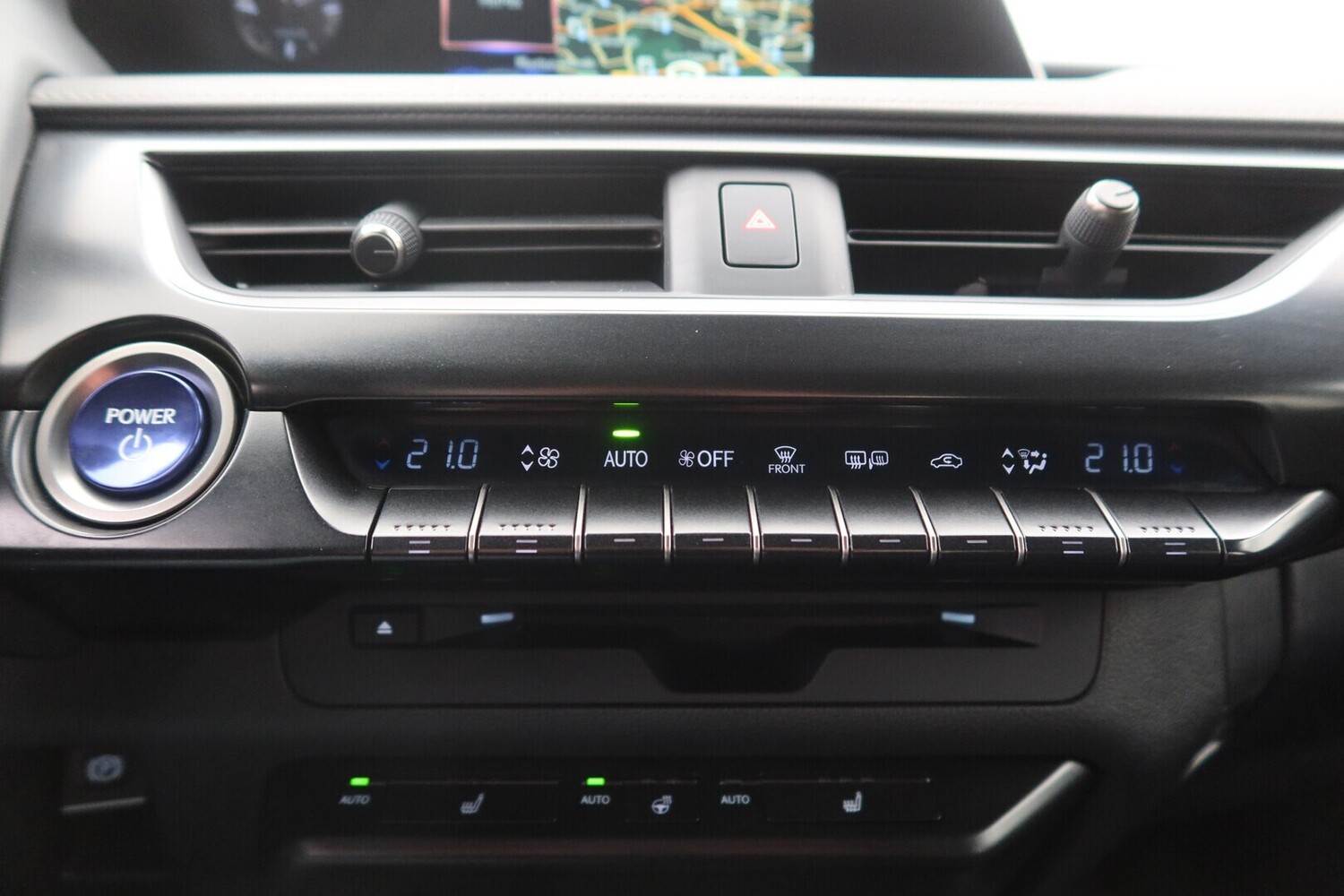 Lexus UX vaihtoauto