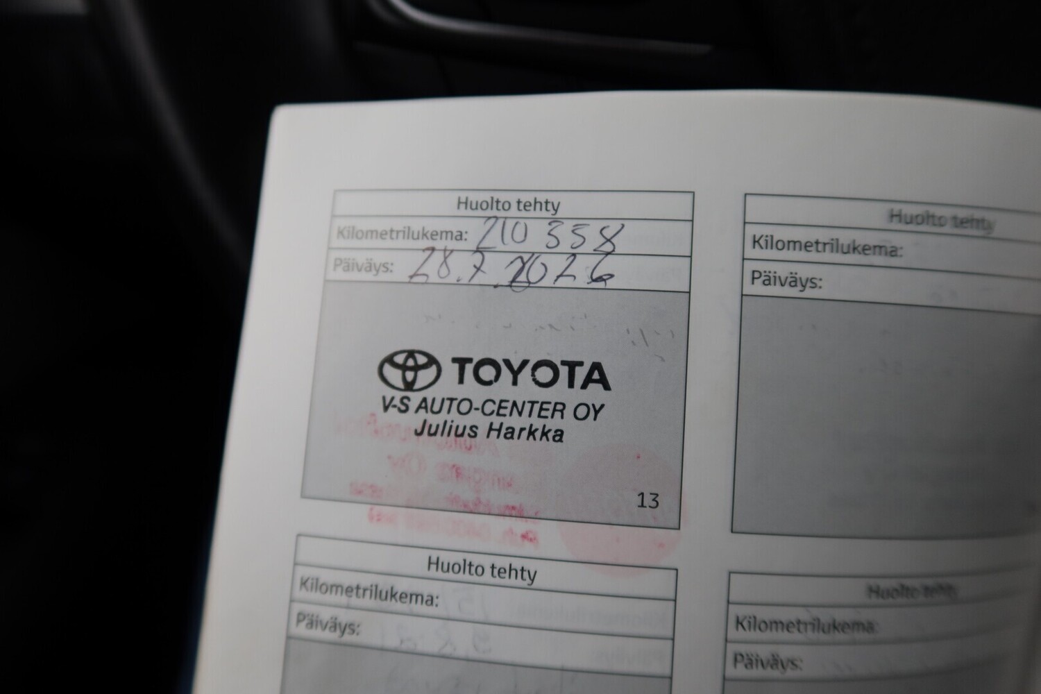 Toyota Avensis vaihtoauto