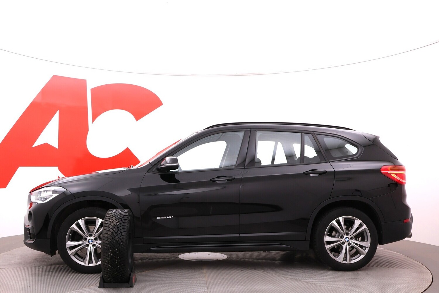 BMW X1 vaihtoauto