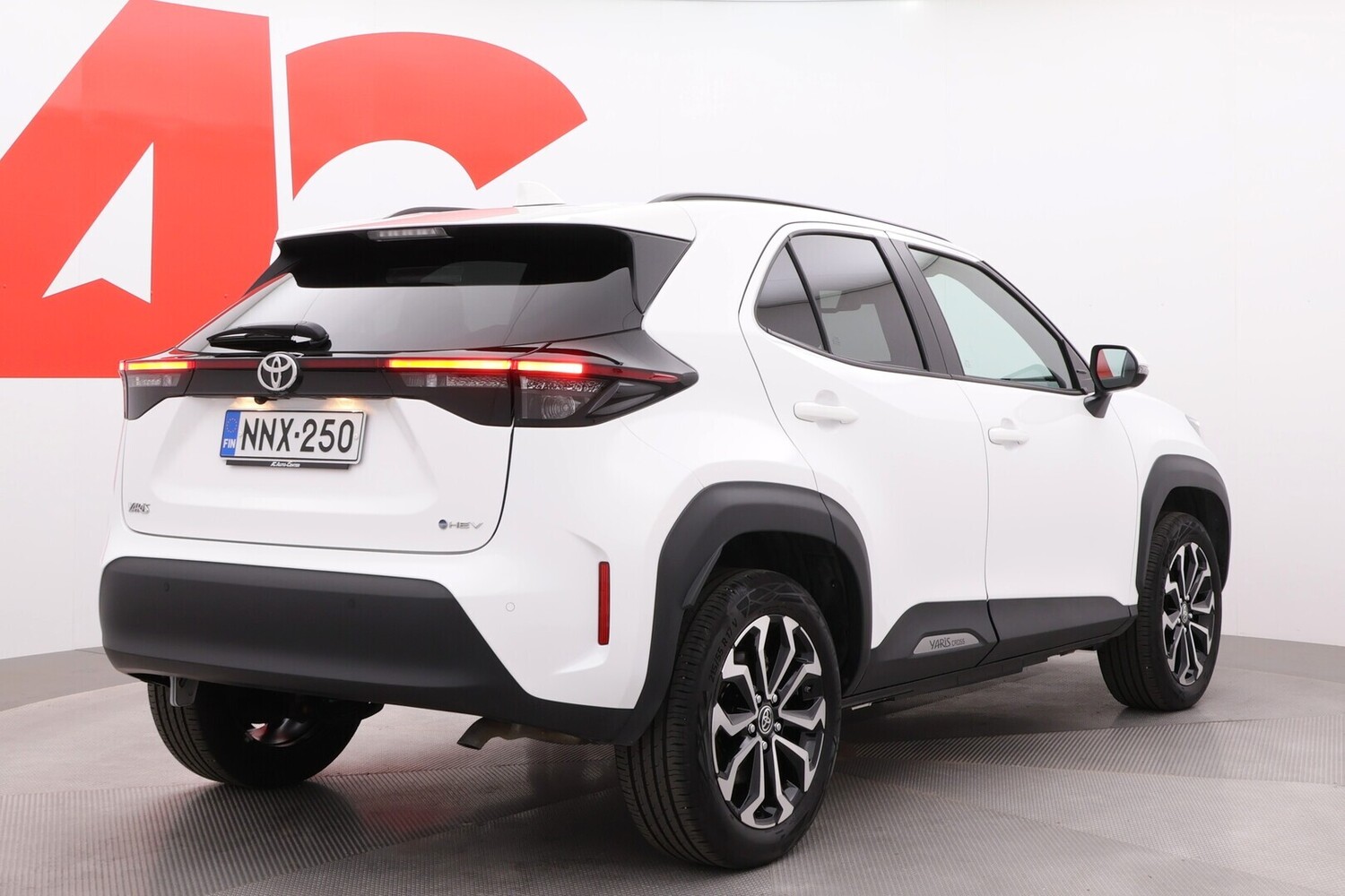 Toyota Yaris Cross vaihtoauto