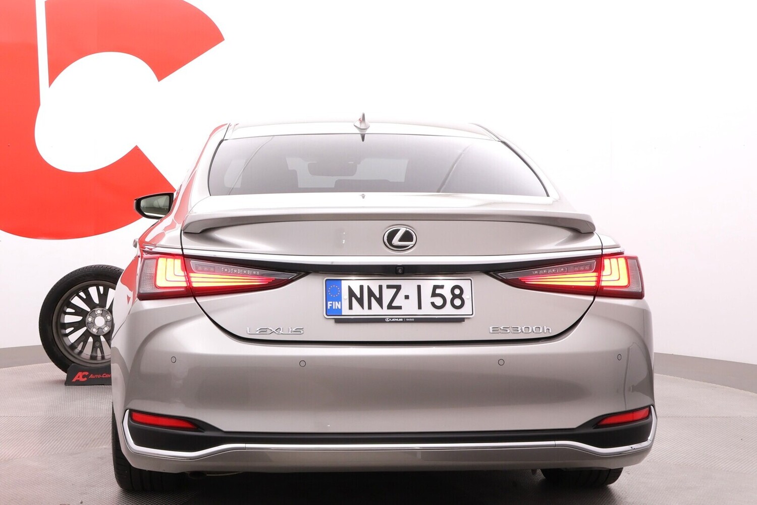 Lexus ES vaihtoauto