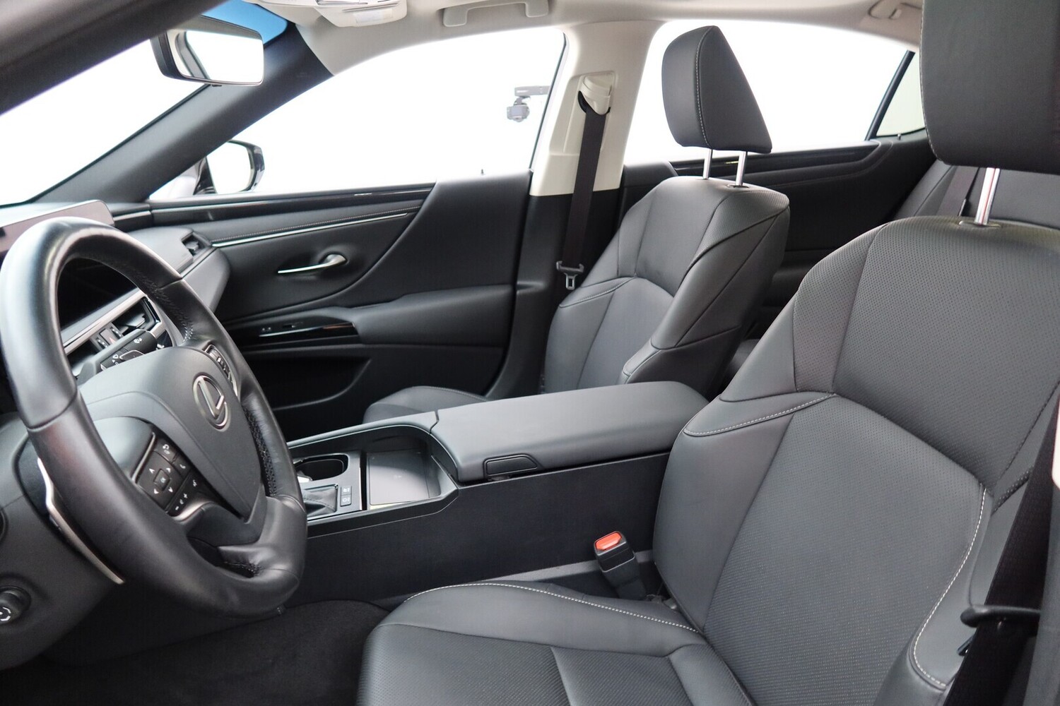 Lexus ES vaihtoauto