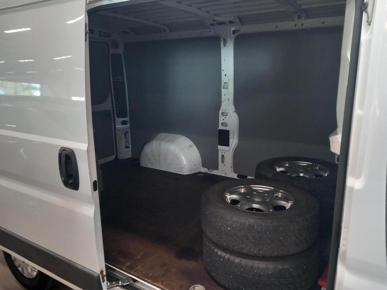 Peugeot Boxer vaihtoauto
