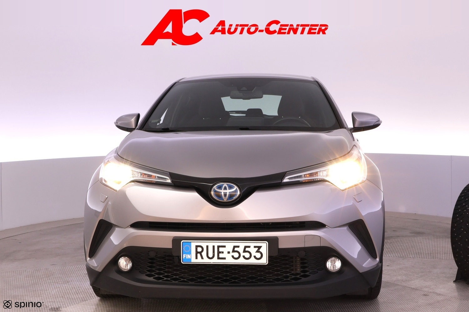 Toyota C-HR vaihtoauto
