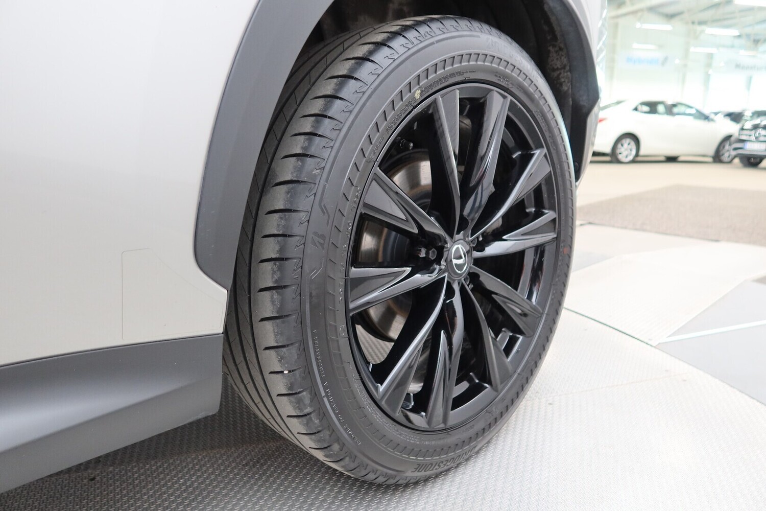 Lexus NX vaihtoauto