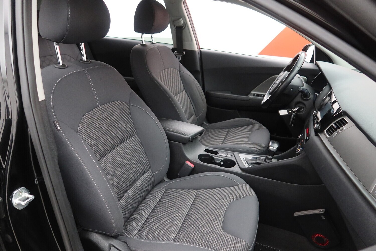 Kia Niro vaihtoauto