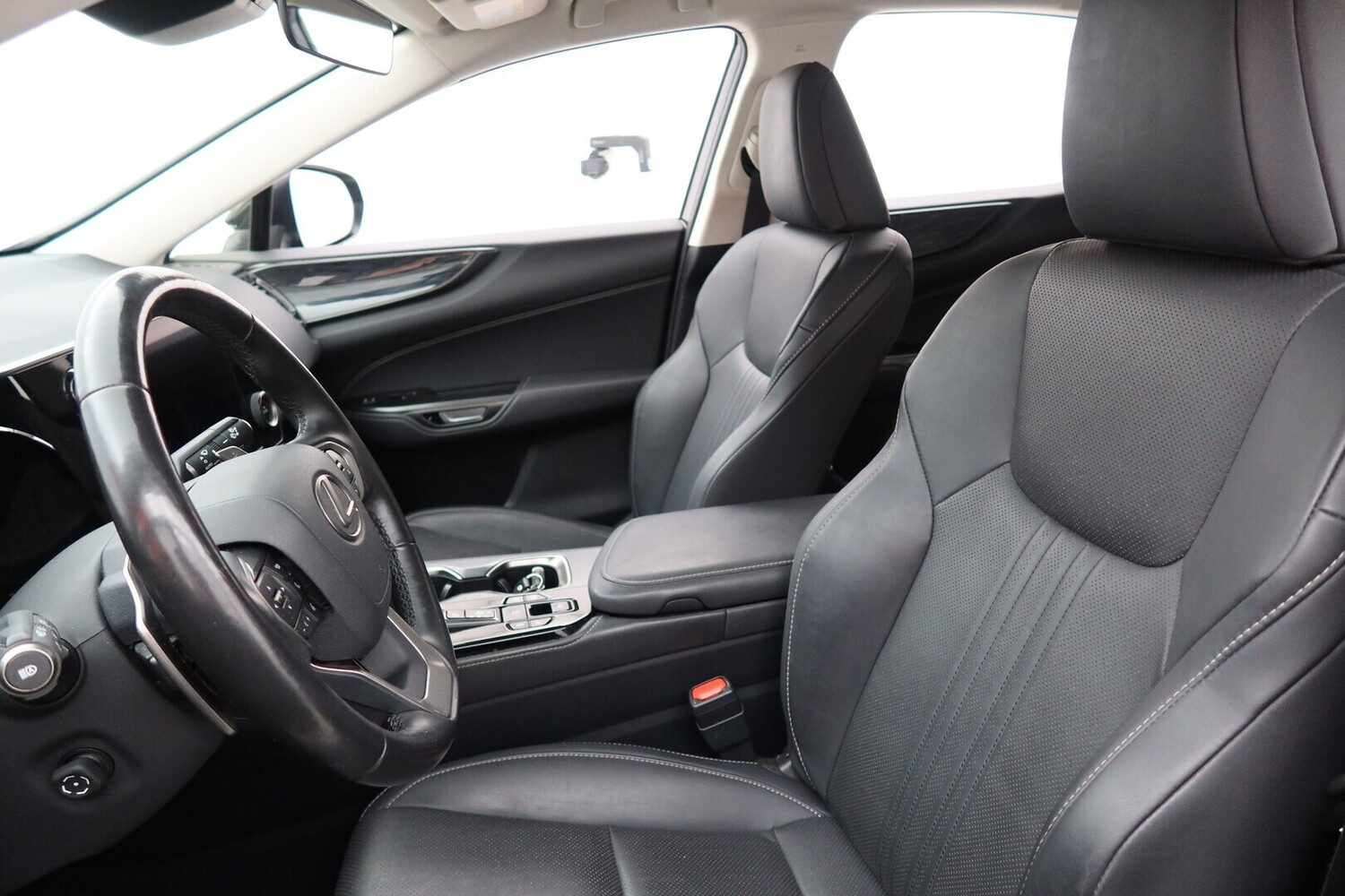 Lexus NX vaihtoauto