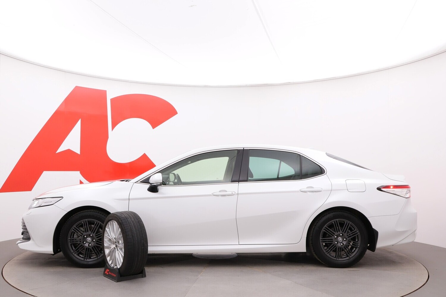 Toyota Camry vaihtoauto