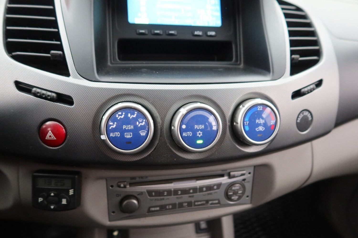 Mitsubishi L200 vaihtoauto