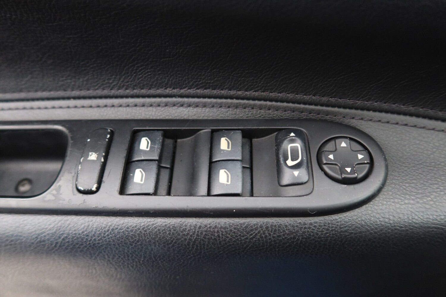 Peugeot 207 vaihtoauto