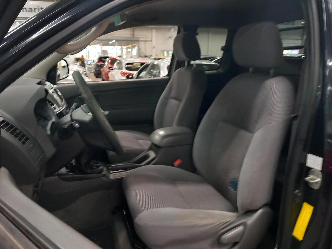 Toyota Hilux vaihtoauto