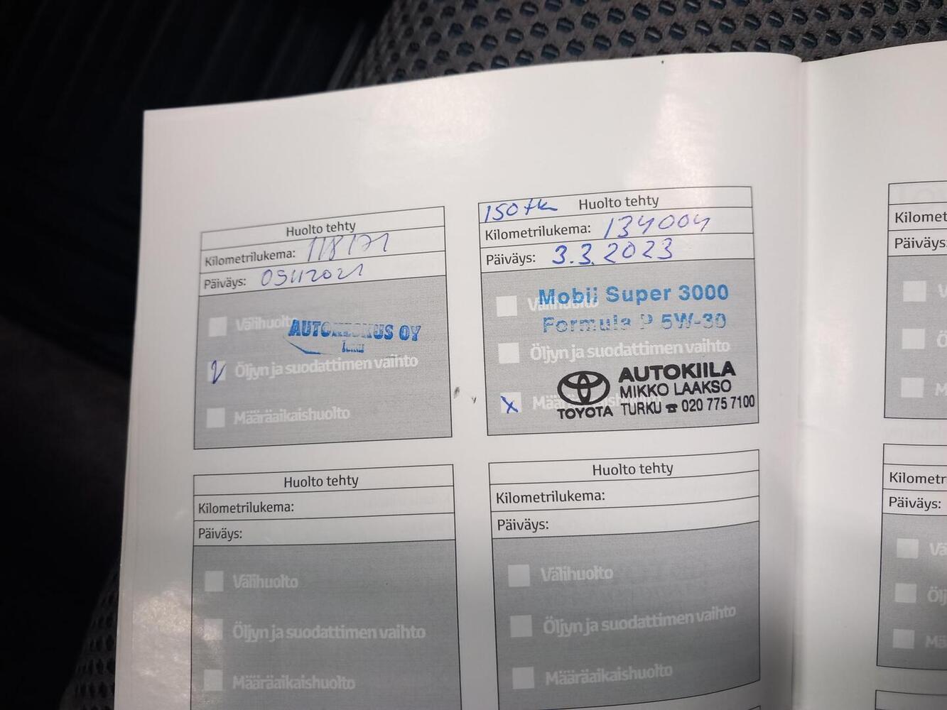 Toyota Hilux vaihtoauto