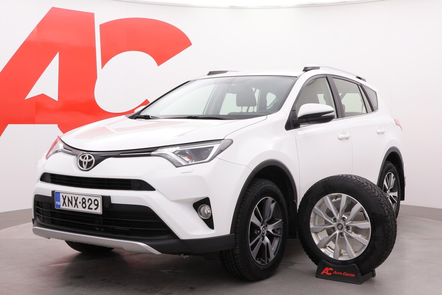 Toyota RAV4 vaihtoauto