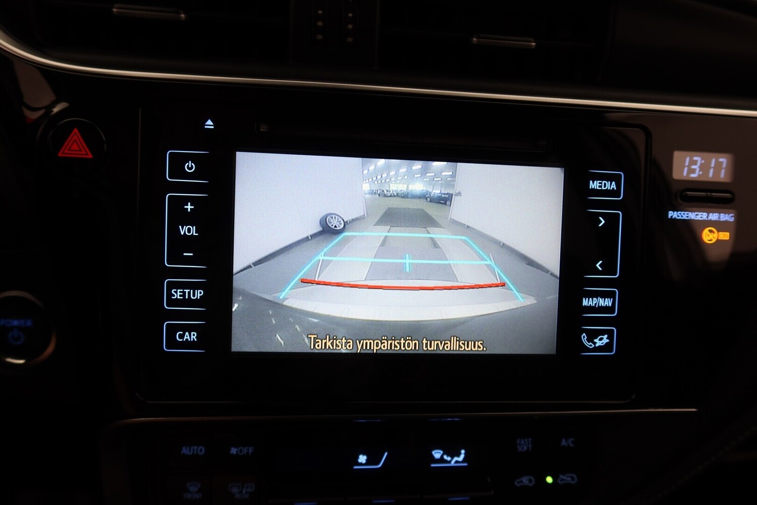Toyota Auris vaihtoauto