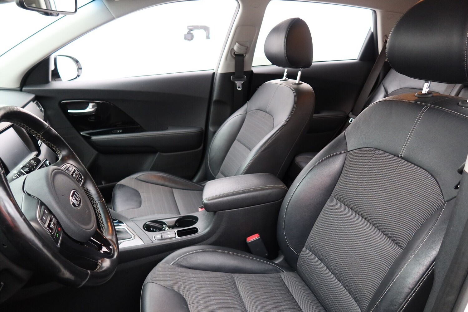 Kia Niro plug-in vaihtoauto