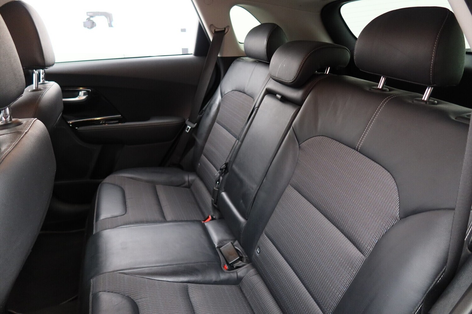 Kia Niro plug-in vaihtoauto