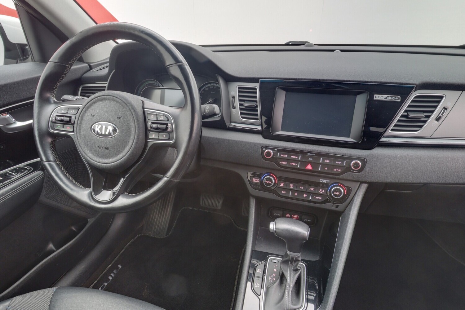 Kia Niro plug-in vaihtoauto