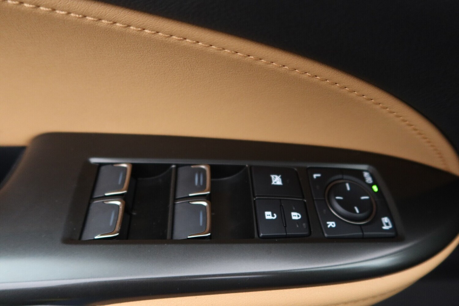 Lexus NX vaihtoauto