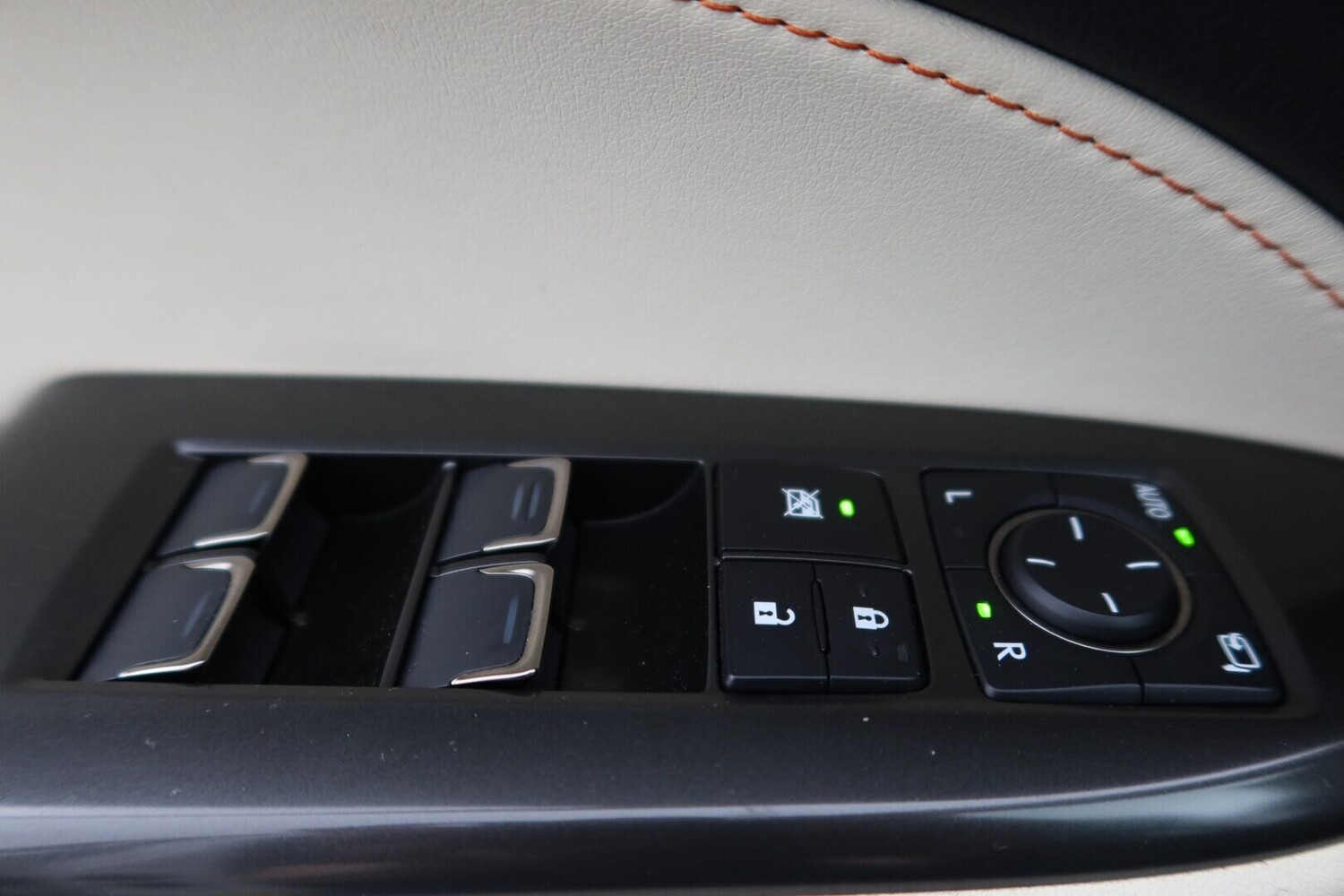 Lexus NX vaihtoauto