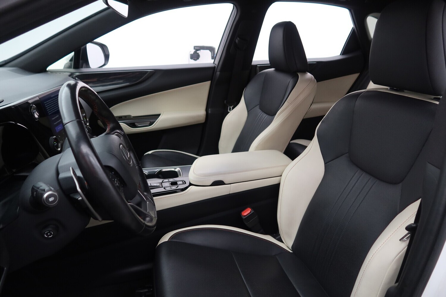 Lexus NX vaihtoauto
