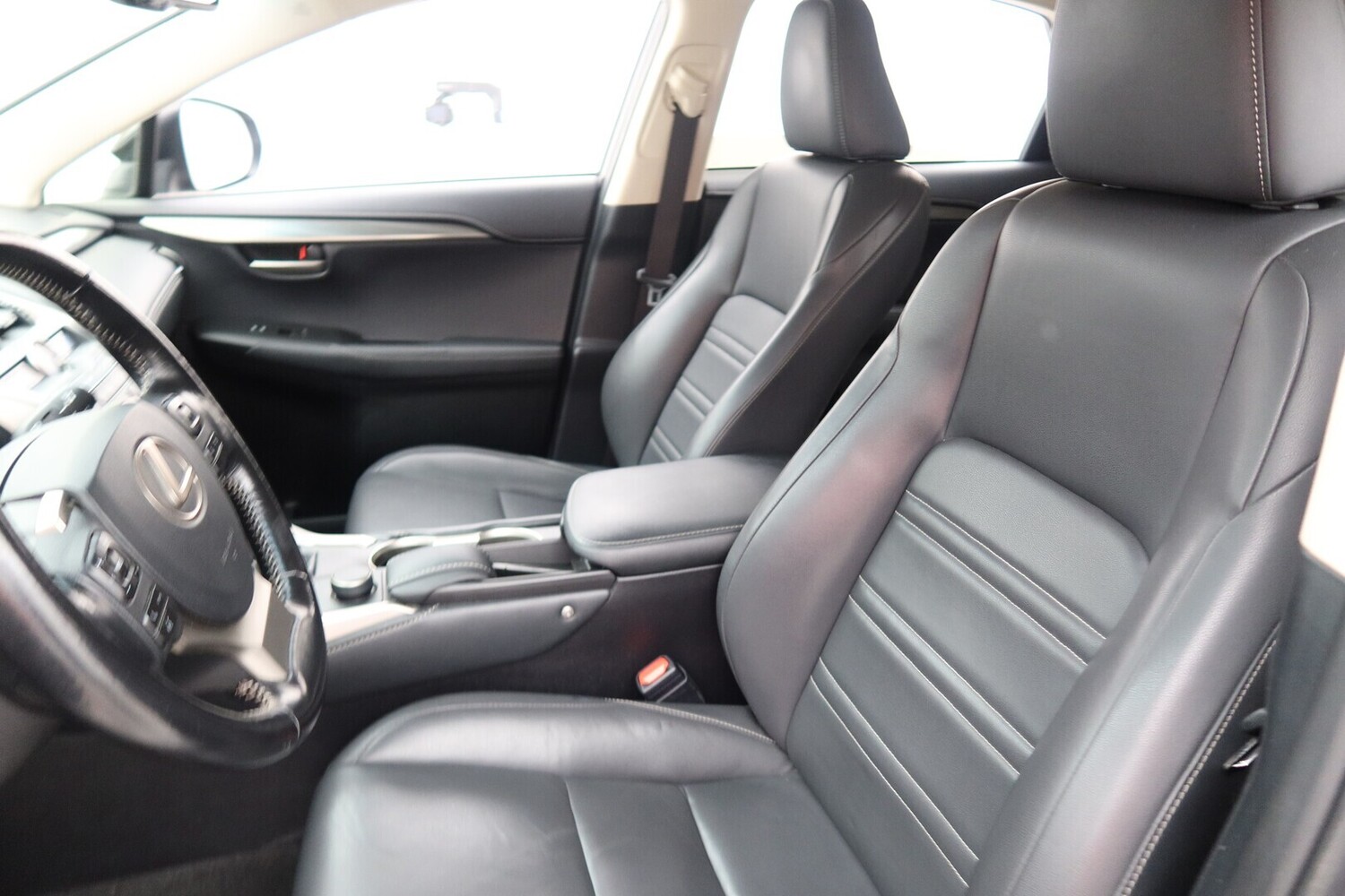 Lexus NX vaihtoauto
