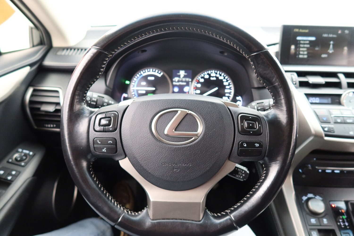 Lexus NX vaihtoauto