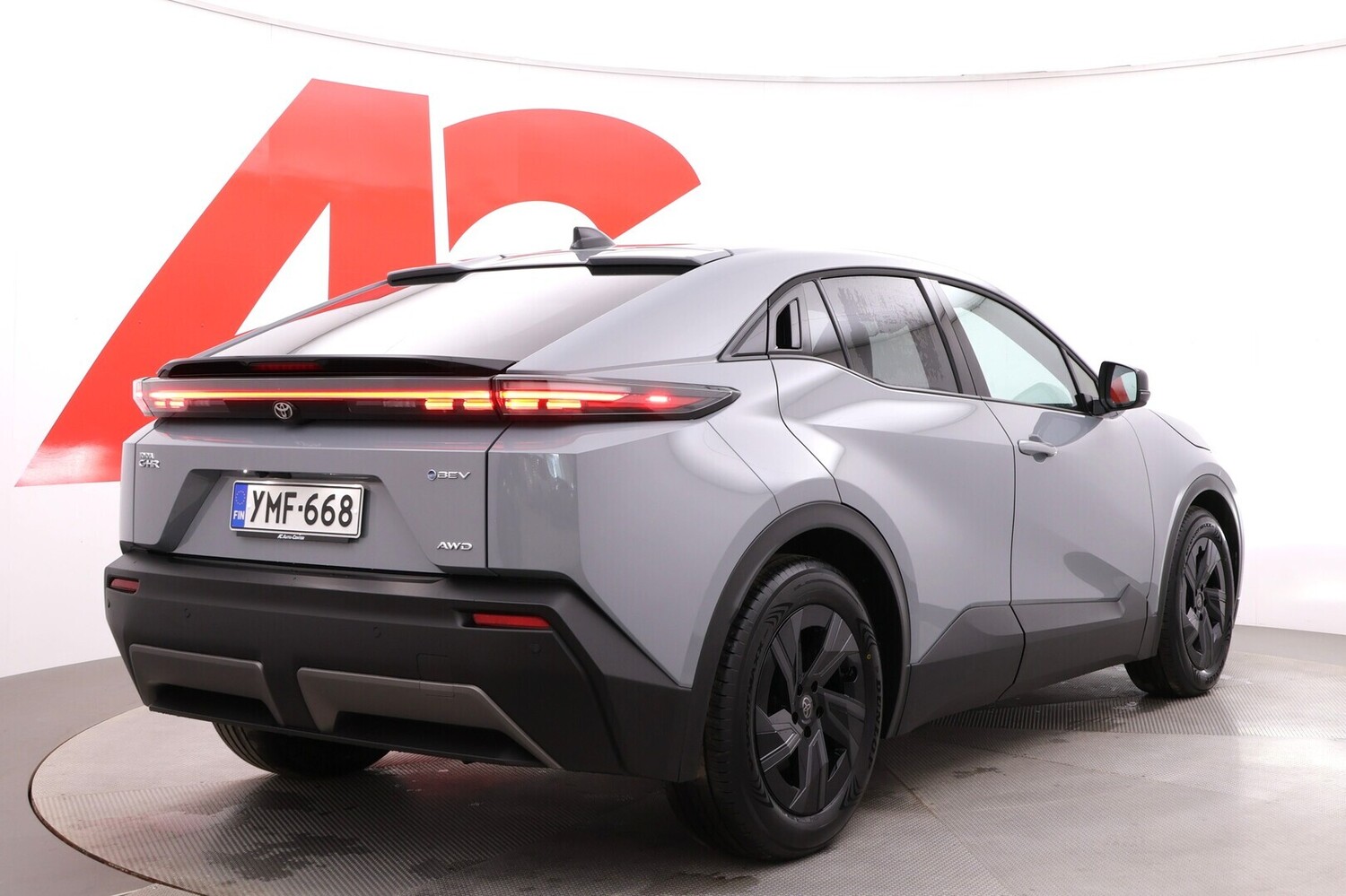 Toyota C-HR+ vaihtoauto