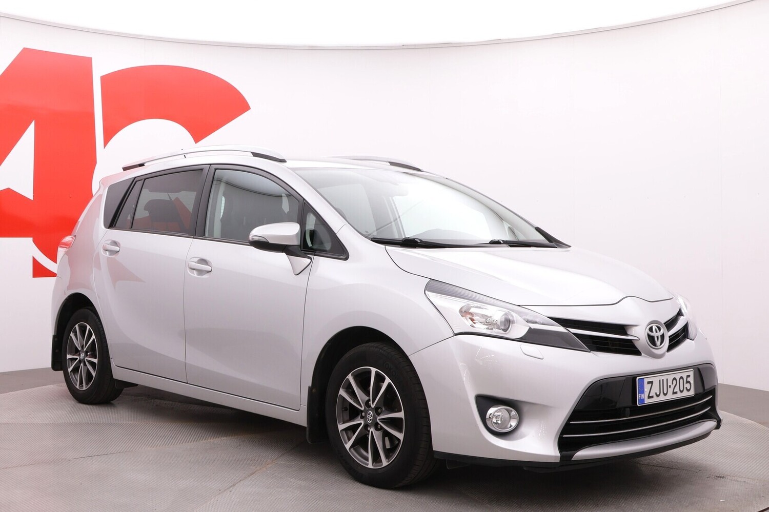 Toyota Verso vaihtoauto