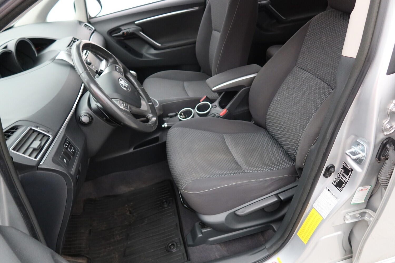 Toyota Verso vaihtoauto