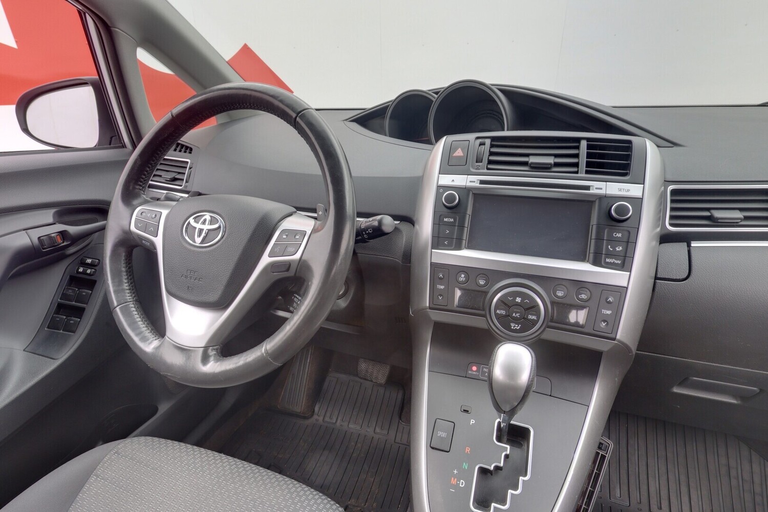 Toyota Verso vaihtoauto